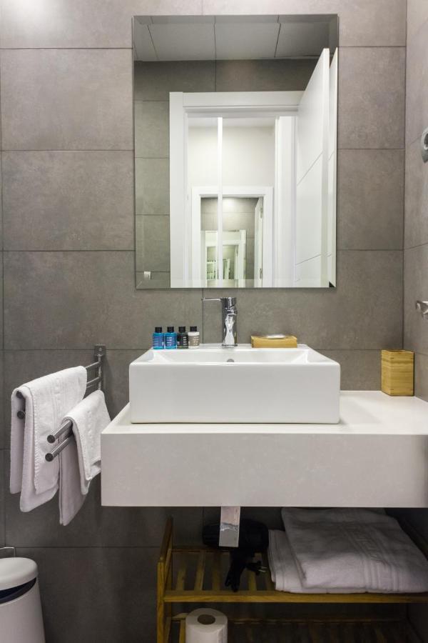 Arenal Suites Preciados Madrid Room photo